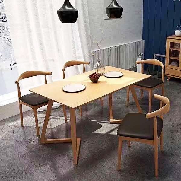 20201228/5fe9ae7071166.jpg 寶雞餐桌椅批發(fā)市場.jpg