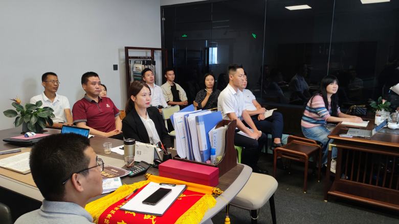 20220905/63159c8fd55da.jpg 月終總結(jié)大會(huì)現(xiàn)場.jpg